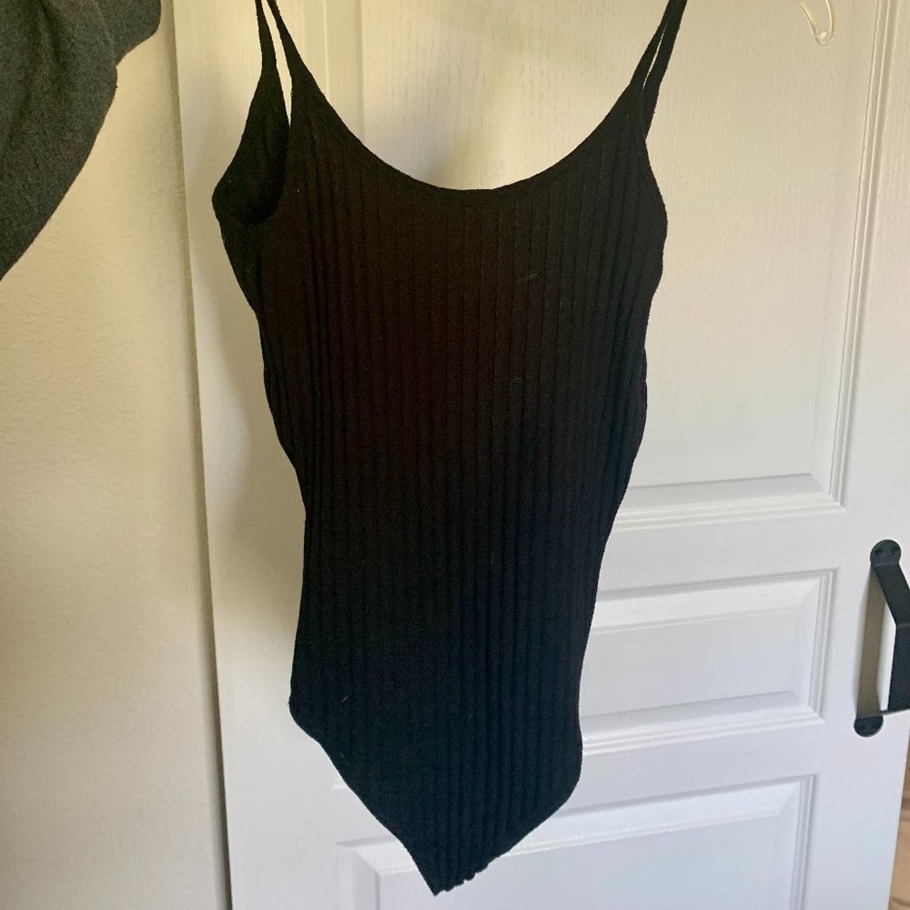 Black scoopneck bodysuit